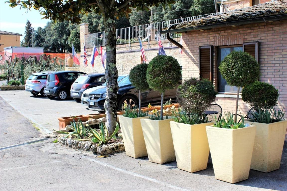 Hotel Porta Romana Di Luce Hotels Сиена Экстерьер фото