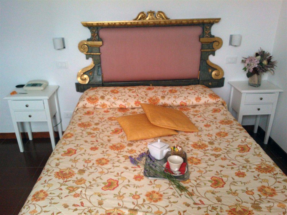 Hotel Porta Romana Di Luce Hotels Сиена Экстерьер фото