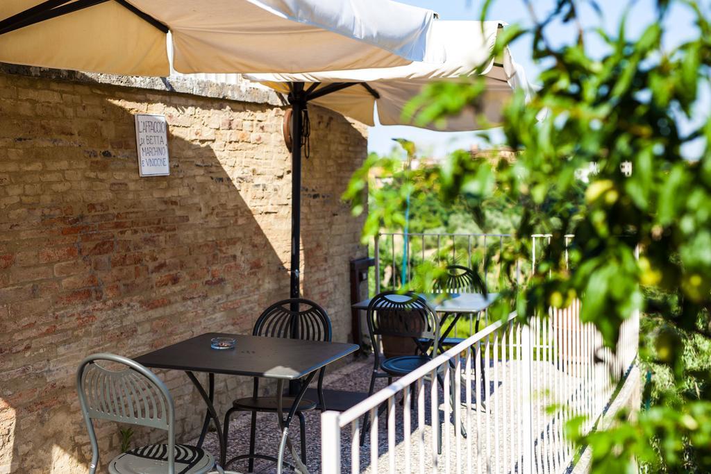 Hotel Porta Romana Di Luce Hotels Сиена Экстерьер фото