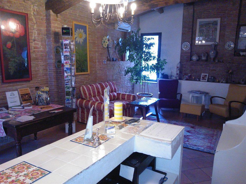 Hotel Porta Romana Di Luce Hotels Сиена Экстерьер фото